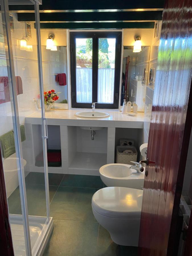 Studio-Appartment In Landhaus Mit Meerblick Porto Azzurro Luaran gambar