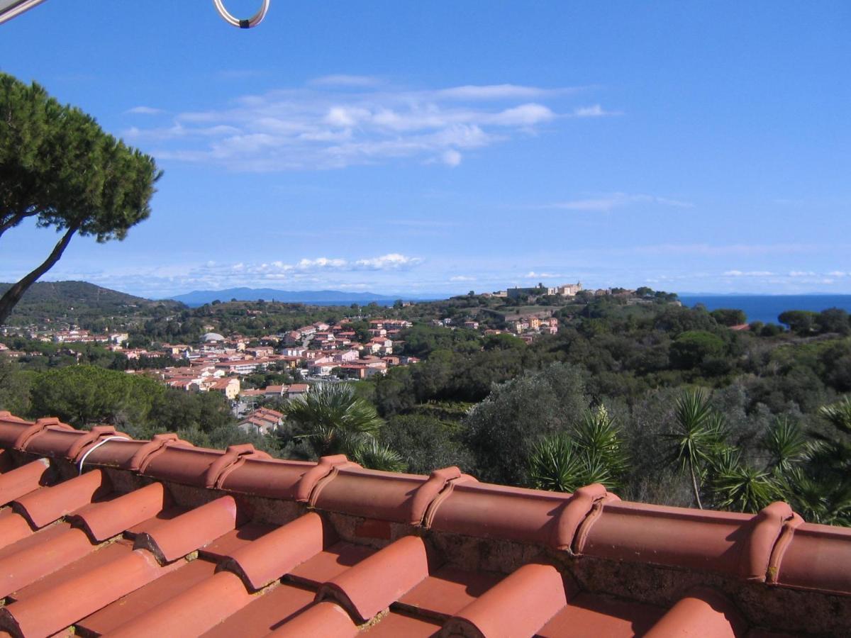 Studio-Appartment In Landhaus Mit Meerblick Porto Azzurro Luaran gambar
