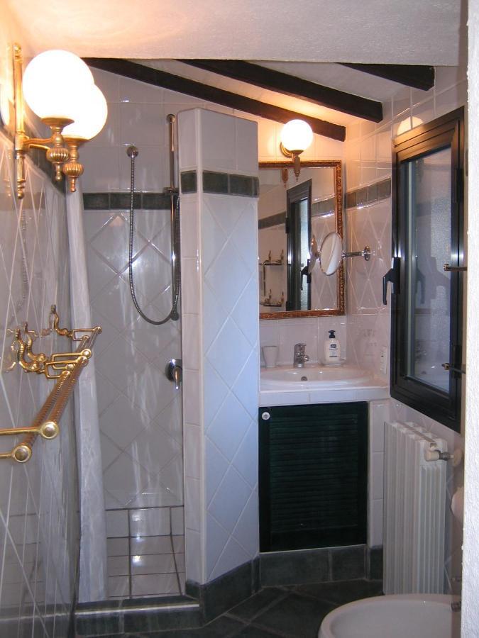 Studio-Appartment In Landhaus Mit Meerblick Porto Azzurro Luaran gambar