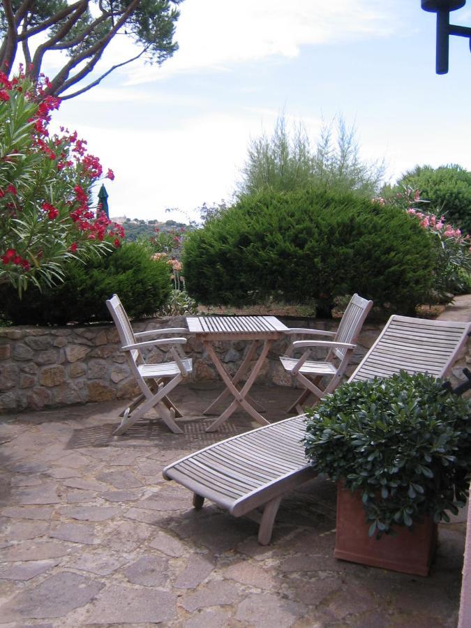 Studio-Appartment In Landhaus Mit Meerblick Porto Azzurro Luaran gambar
