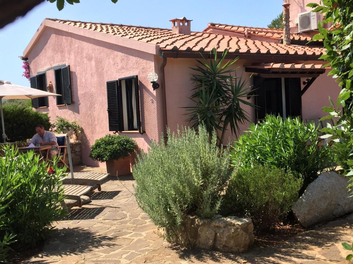 Studio-Appartment In Landhaus Mit Meerblick Porto Azzurro Luaran gambar